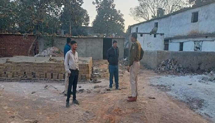 SECL दीपका क्षेत्र में प्रशासन की बड़ी कार्रवाई, 30,000 अवैध ईंटें जब्त