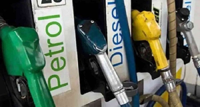 Petrol Diesel Price Today: तेल कंपनियों ने जारी किए नए रेट, जानें आज आपके शहर में पेट्रोल-डीजल की कीमत