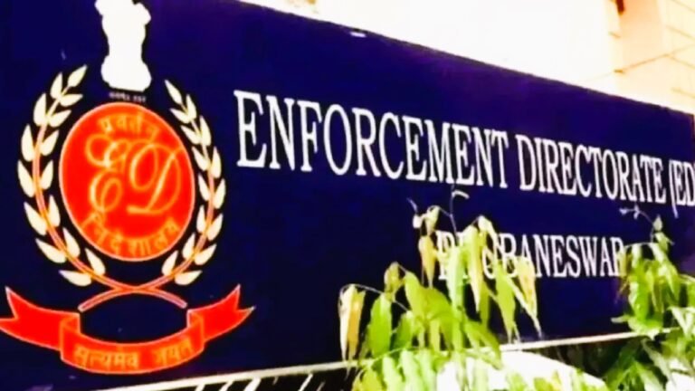 महादेव ऐप सट्टेबाजी मामला: ED की बड़ी कार्रवाई, मुख्य प्रमोटर सौरभ चंद्राकर की 1700 करोड़ की संपत्तियां जब्त; बुर्ज खलीफा में भी थे फ्लैट्स