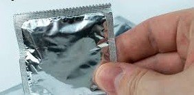 ईरान-इजराइल जंग की तपिश: भारत में 50% तक महंगे हो सकते हैं कंडोम, सप्लाई चेन टूटने से संकट