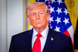 होर्मुज़ जलडमरूमध्य पर ट्रम्प का बड़ा बयान: ईरान को सैन्य कार्रवाई की चेतावनी और सहयोगी देशों से युद्धपोत भेजने की अपील