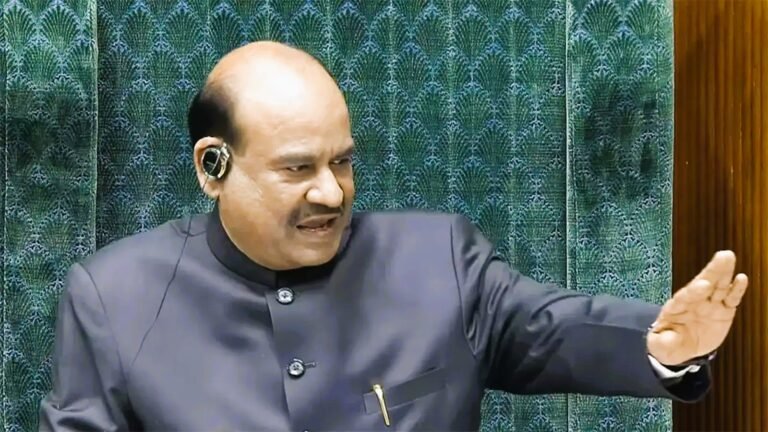 दिल्ली से बड़ी खबर : अविश्वास प्रस्ताव पर वोटिंग के दौरान संसद में हाई-वोल्टेज ड्रामा, ओम बिरला ही बने रहेंगे लोकसभा स्पीकर।