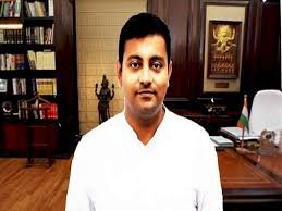 बड़ी प्रशासनिक सर्जरी: रजत बंसल को जनसंपर्क की कमान, आईएएस रवि मित्तल PMO के लिए रिलीव