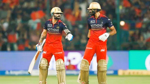 IPL 2026 Opening Match: डिफेंडिंग चैंपियन RCB की तूफानी शुरुआत, कोहली-पडिक्कल के आगे पस्त हुई हैदराबाद
