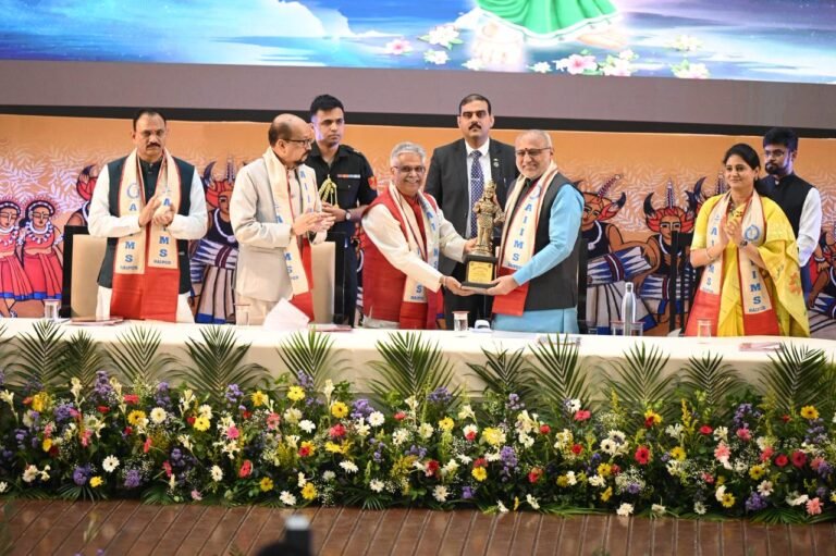 छत्तीसगढ़ अतीत के अंधकार से निकलकर विकास और प्रगति के नए युग की ओर अग्रसर – उपराष्ट्रपति